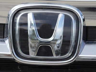 Honda retira 750 mil vehículos por defecto en sensor del airbag