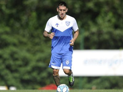 El emocionante mensaje de Centurión para su novia y la falta de fútbol por coronavirus