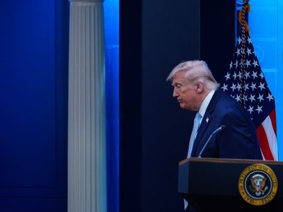 Irán pide cadenas humanas para proteger plantas eléctricas mientras se acaba el plazo de Trump