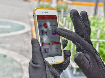 Jueces chocan por padrón de teléfonos celulares; uno desecha demanda, otro concede más suspensiones