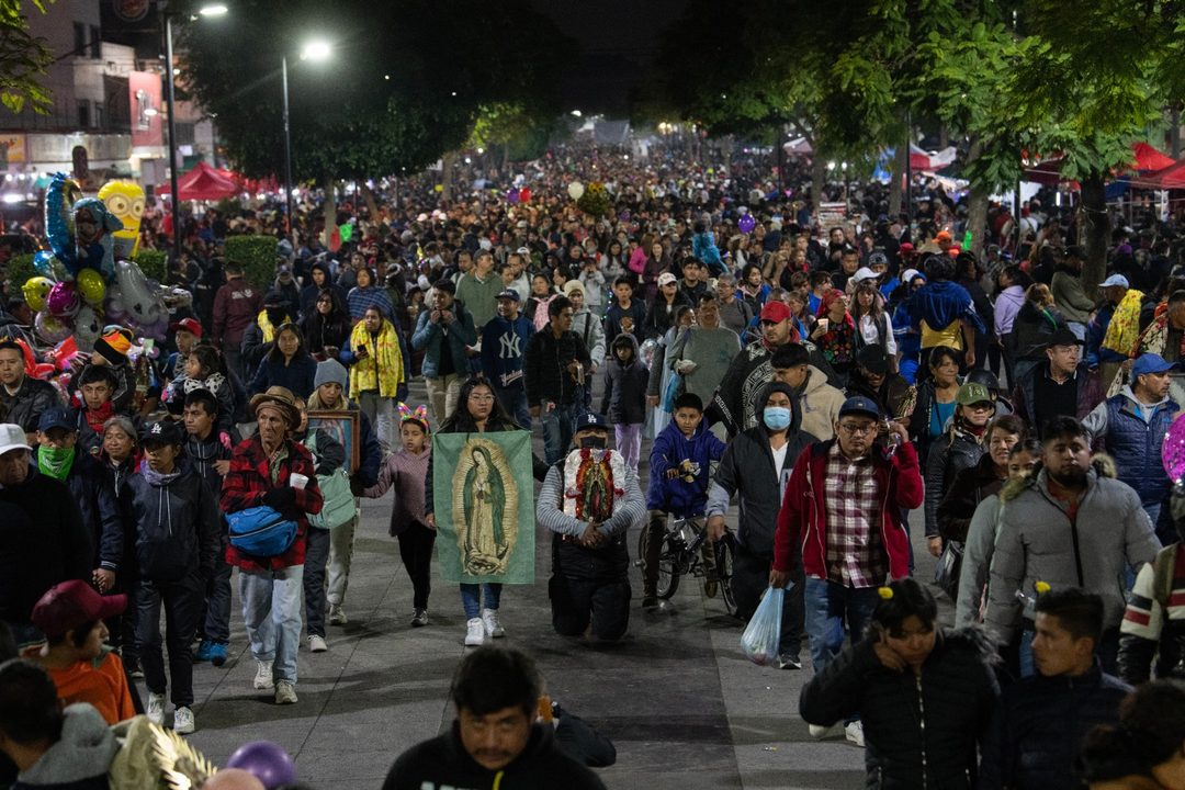 3-rio de gente-Virgen