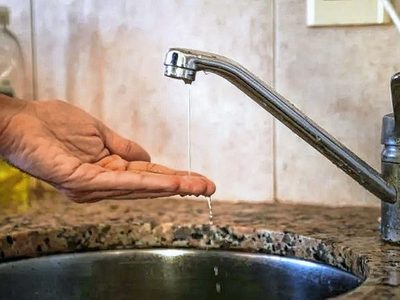 Los barrios de la calle Gatica tendrán problemas de agua hasta que terminen con el nuevo acueducto