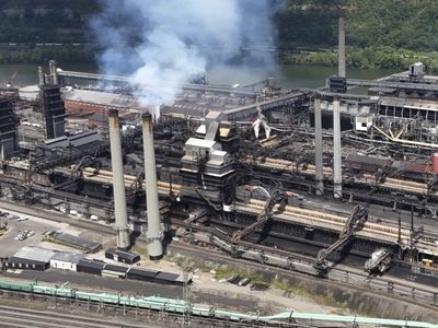 Explosión en planta de US Steel en Pensilvania deja un muerto, un desaparecido y 10 heridos
