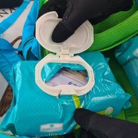Ocultan más de dos millones de pesos en paquetes de toallas húmedas para bebés
