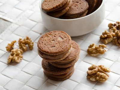 Alfajor keto de nuez y chocolate: ni se te ocurra gastar en el kiosco y disfrutá esta versión baja en calorías y muy rica