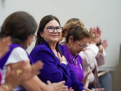 IEES desecha quejas del PAN y MC contra Imelda Castro por actos anticipados de campaña