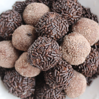 Con solo dos ingredientes hacé estos irresistibles bocaditos de chocolate