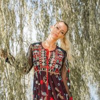 Nicole Neumann se fue a Europa y ya tiene reemplazo