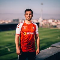 Eugenio Pizzuto ya luce el uniforme del Sporting Clube de Braga