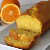 Budín de naranja en licuadora y sin manteca: una idea fácil que te salva la merienda y el mate