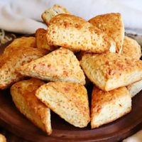 Scones de queso y zanahoria: una receta única, saludable y fácil, para cualquier ocasión
