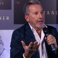 "La política se faranduliza": el furioso descargo que hizo de Ricardo Montaner por la cuarentena