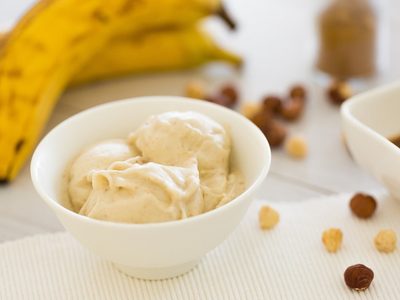 Helado fit con solo 2 ingredientes: la receta fácil y rápida para un gustito saludable