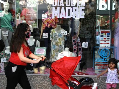 Día de la Madre: advierten un derrumbe de más del 40% en las ventas