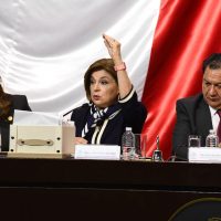 Se investiga el patrimonio de Robles y Lozoya, admite Arely Gómez ante diputados