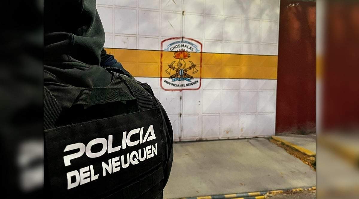 El cuartel de Bomberos Voluntarios de Chos Malal fue allanado por la Policía. Fuente (Policía de Neuquén)