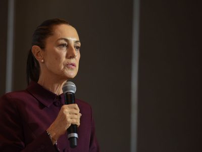 La postura del PAN sobre libros de texto es propia de "gobiernos fascistas": Sheinbaum