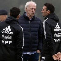 “Es tu técnico”: el rol clave de César Luis Menotti para la llegada de Lionel Scaloni a la Selección Argentina