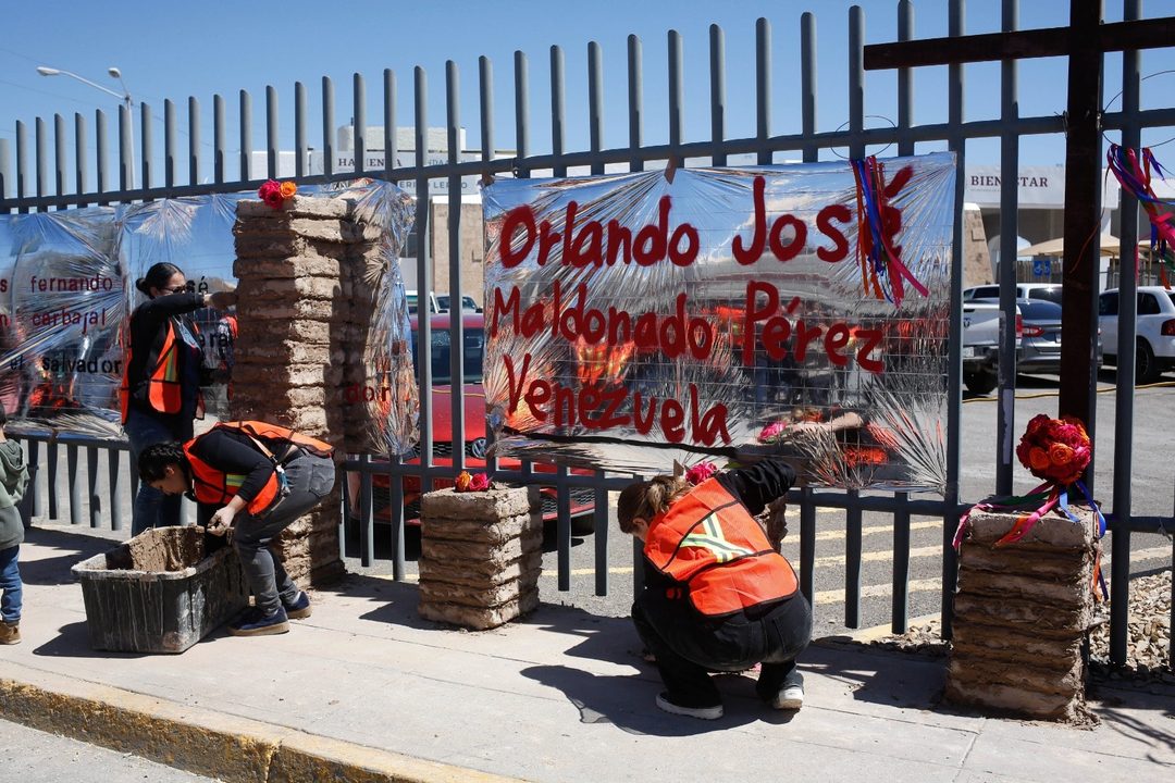Protesta INM incendio Foto  Rey R. Jáuregui  Cuartoscuro