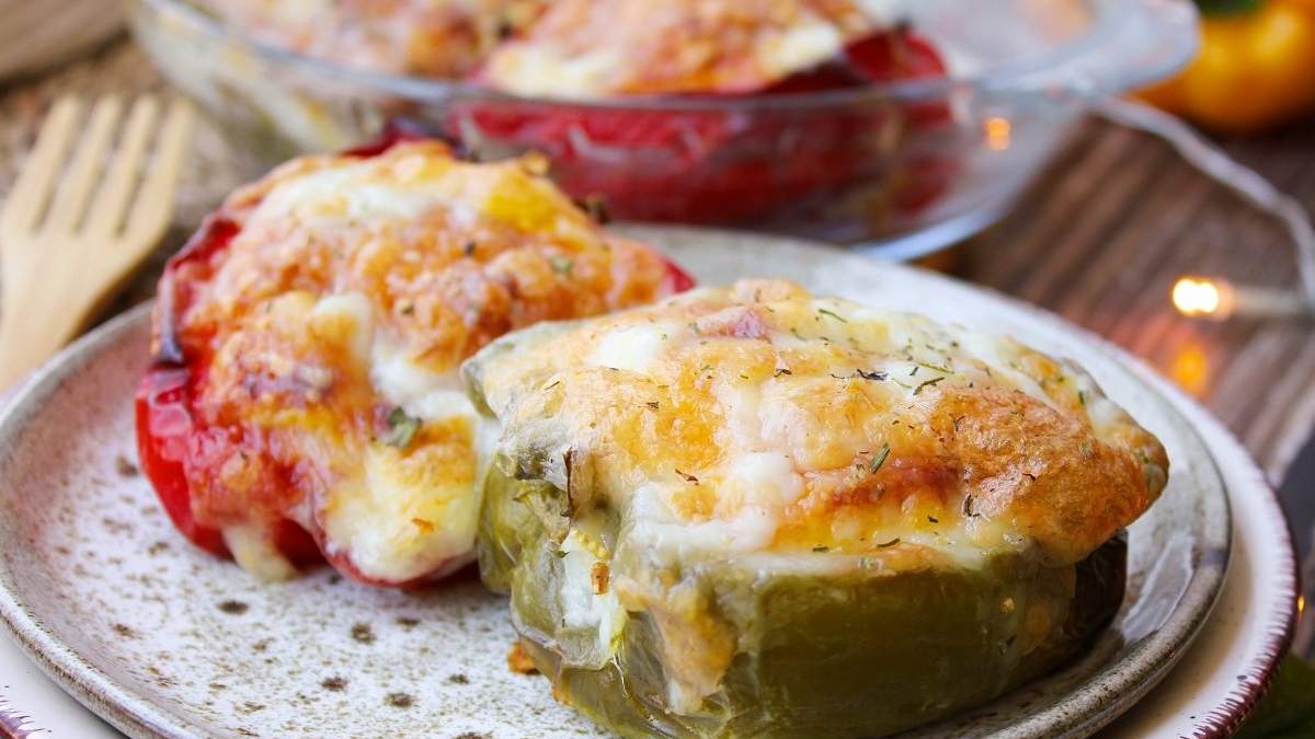 Morrones rellenos. Fuente:(X).