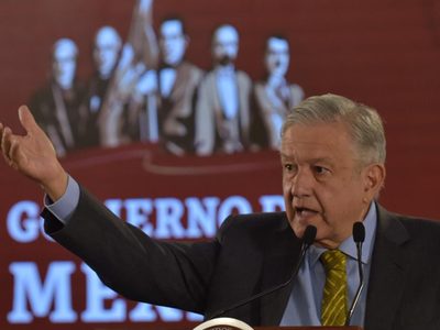 AMLO aplicará 'plan B” en ternas para candidatos a la CRE