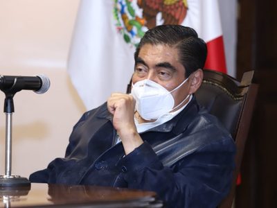 Barbosa reprocha a ONG y periodistas por bebé hallado muerto en penal de Puebla