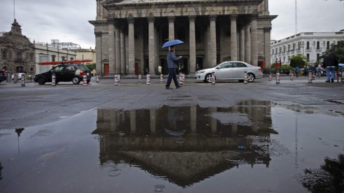 Se pronostican desde lluvias aisladas hasta precipitaciones puntuales fuertes