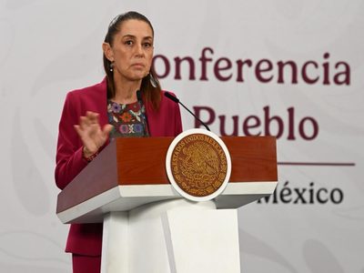 Sheinbaum dice que nadie denunció la elección de 2021 en Sinaloa y se lanza contra Lorenzo Córdova