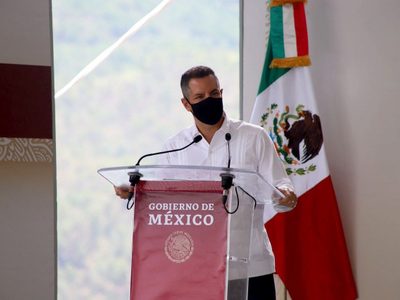 Alejandro Murat rechaza versiones de que liderará el PRI: "soy un gobernador de tiempo completo"