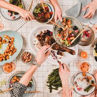 Olvidate de las tostadas y las galletitas: 3 desayunos sin harinas, fáciles de hacer y nutritivos
