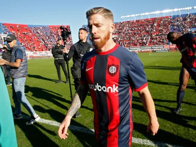 Iker Muniain rompió el silencio luego del enojo por ser reemplazado en la derrota de San Lorenzo