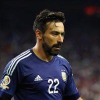 La increíble donación de Ezequiel Lavezzi ante el coronavirus