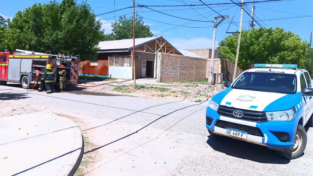 La comisaría 35 de Rincón de los Sauces.  Fuente: (Emilio González)