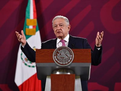 Silvano Aureoles y Felipe Calderón “son muy hipócritas”: AMLO
