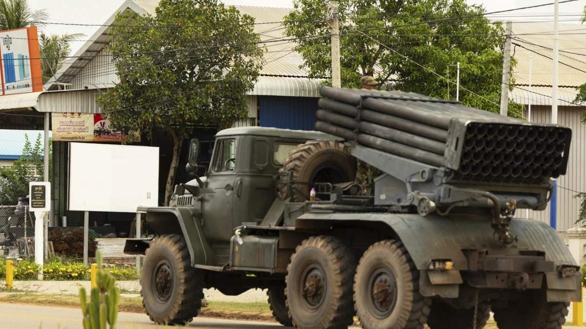 Tailandia y Camboya acuerdan un alto el fuego tras mortíferos enfrentamientos fronterizos
