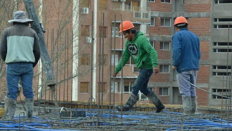 Este lunes se reactivará la obra privada. Fuente: (Facebook)