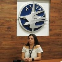 Aeroméxico contrata a la piloto que Volaris despidió por grabar video de incidente entre dos aviones