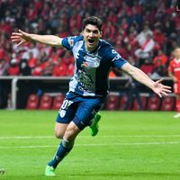 Pachuca se enfila al campeonato tras golear 5-1 al Toluca en la ida de la final
