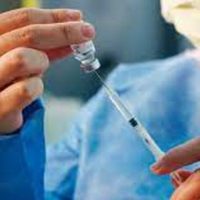El Ministerio de Salud de Neuquén recomendó que la población se aplique el refuerzo del covid