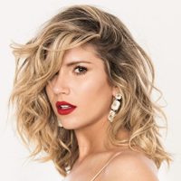 "¡Epaaa!" Laurita Fernández deja ver lo que hace sobre una silla y... ¡Derrite las redes!
