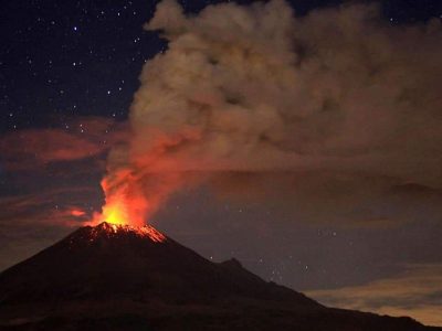 Alerta en México ante el alto nivel de actividad del volcán Popocatépetl que presenta récord de explosiones