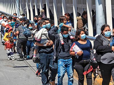 Se prenden las alarmas con la reforma de Gertz a la Ley de Migración