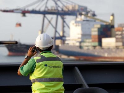 Paro de navieros paraliza el transporte de gas y petróleo