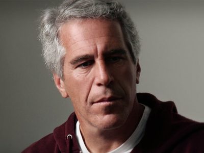 Publicaron imágenes de los últimos momentos de Jeffrey Epstein con vida y cerraron la investigación