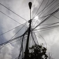 Ecuador aumenta de 8 a 14 horas diarias los cortes de luz ante una crisis energética sin precedentes