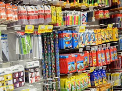 Se controlaron los precios de los útiles escolares y la indumentaria