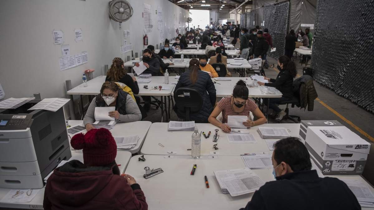 Conteo de formas sobre revocación en el INE