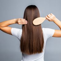 Sin una gota de formol: mirá cómo dejar tu cabello lacio usando 2 ingredientes y sin moverte de tu casa