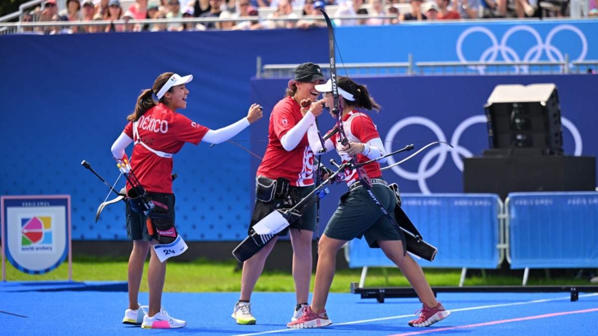 Alejandra Valencia, Ana Paula Vázquez y Ángela Ruiz en París 2024.