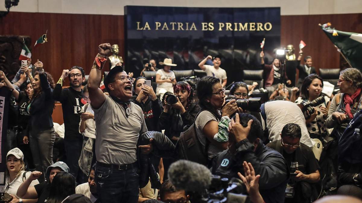 10 de septiembre. Manifestantes irrumpieron en el Senado por la discusión de la reforma judicial